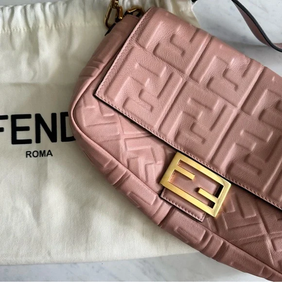 Fendi baguette Medium - Picture 1 of 10